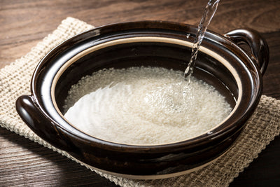 The science behind washing rice : What are you washing off?